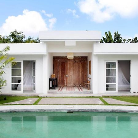 Villa Mutiara Putih By Optimum Bali Villas Seminyak  Phòng bức ảnh