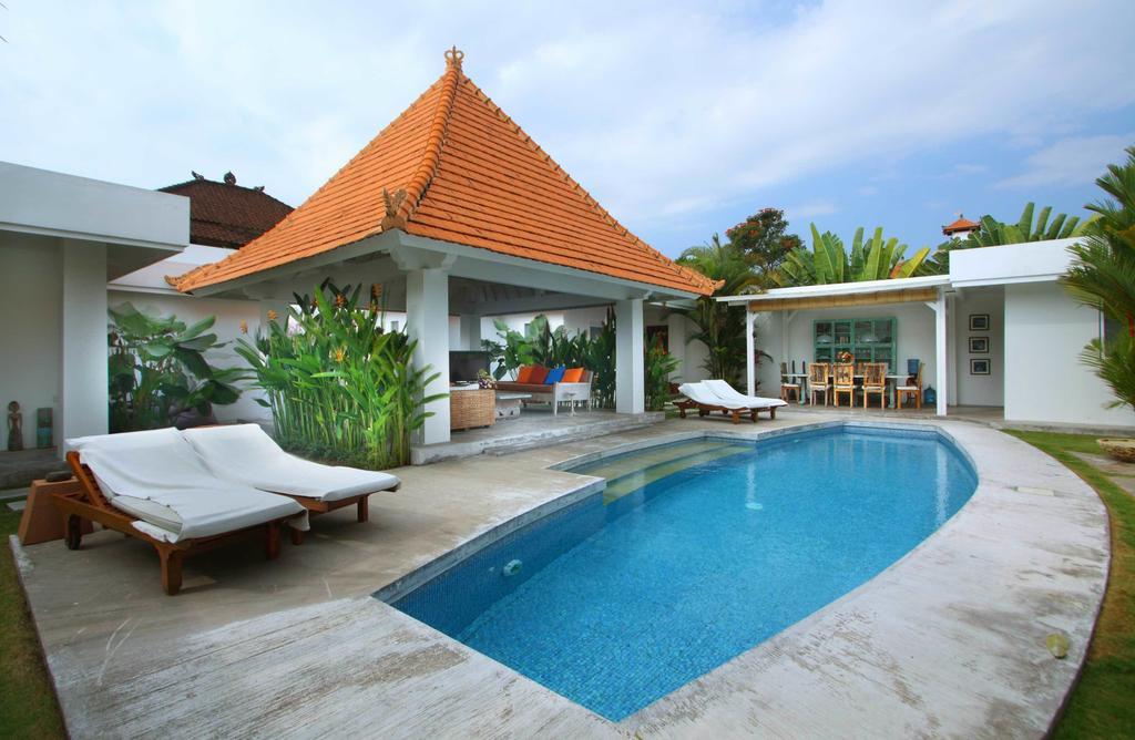 Villa Mutiara Putih By Optimum Bali Villas Seminyak  Phòng bức ảnh